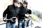 Ready to race downhill ... David & Sven