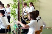 Klarisax mit Kontra-Bass Klarinettist Fabian Tinner (im St�ck 'Gopf nomal!')