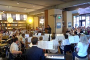 Orchester und Ensemble Panorama im Cheesmeyer .. es ist eng :-)