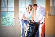 Auch der Abfall muss weg: Brigitte Marti (VST-JMRS) und Christian Schiess (Leiter der RMS)